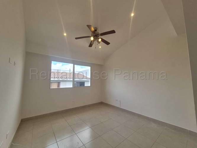 Venta de Casa en Brisas Del Golf Aventura NS