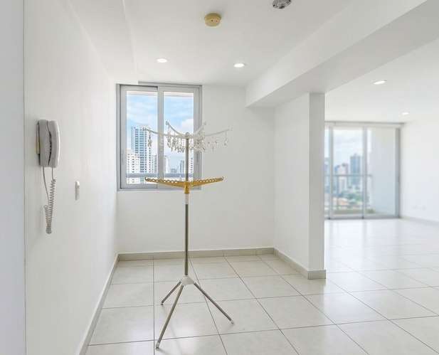 Apartamento en El Cangrejo I con balcón y ubicación premium - Imagen 10