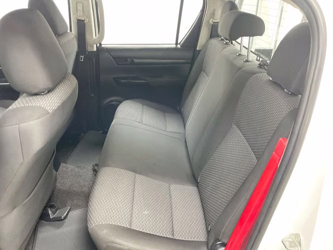 TOYOTA HILUX 2025 - AUTOMARKET - Imagen 14