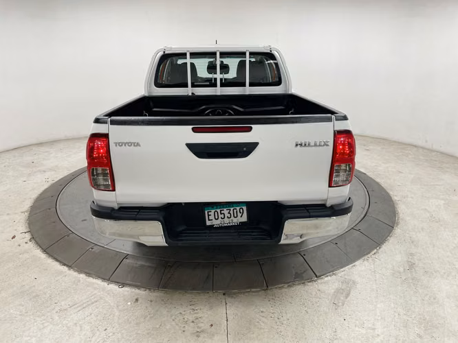 TOYOTA HILUX 2025 - AUTOMARKET - Imagen 3