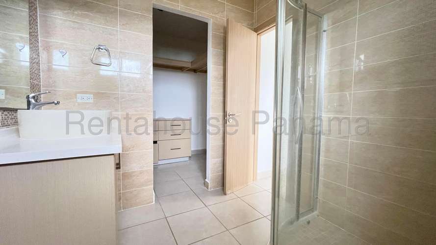 Venta de Casa en Brisas Del Golf Victoria Solo Cliente Directo MC