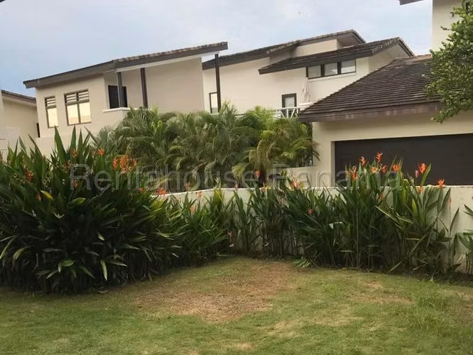 ALQUILER  DE CASA CON LINEA BLANCA EN PANAMA PACIFICO  - Imagen 6