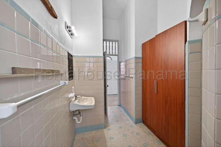 Alquiler de Casa Comercial en Bellavista Solo Cliente Directo MC - Imagen 11