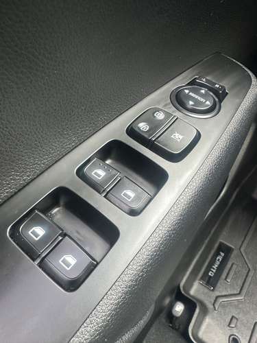 KIA PICANTO AÑO 2027 AUTOMÁTICO COMO NUEVA