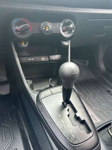 KIA PICANTO AÑO 2027 AUTOMÁTICO COMO NUEVA