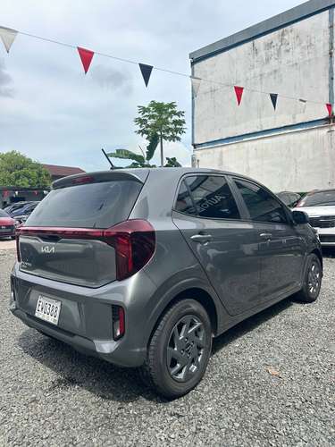 KIA PICANTO AÑO 2027 AUTOMÁTICO COMO NUEVA
