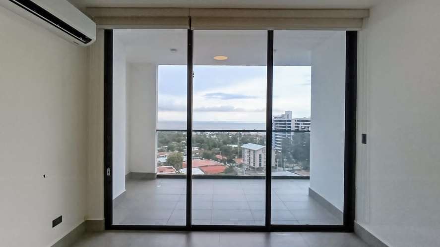 Apartamento en Coco del Mar I con balcón y vista a la ciudad - Imagen 8