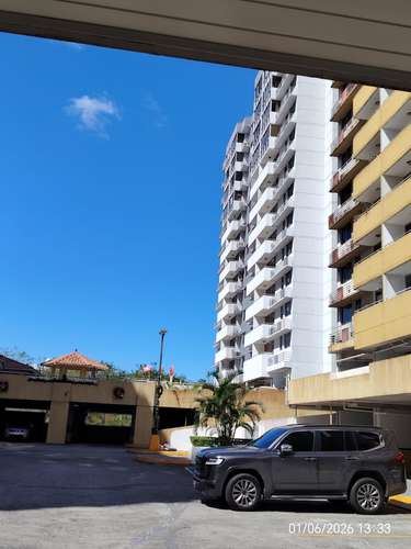 Alquilo apartamento PH Torres de toscana-Frente a la UTP - Imagen 2
