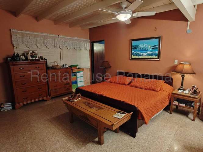 I4703GRR Venta de Casa en Las Cumbres 