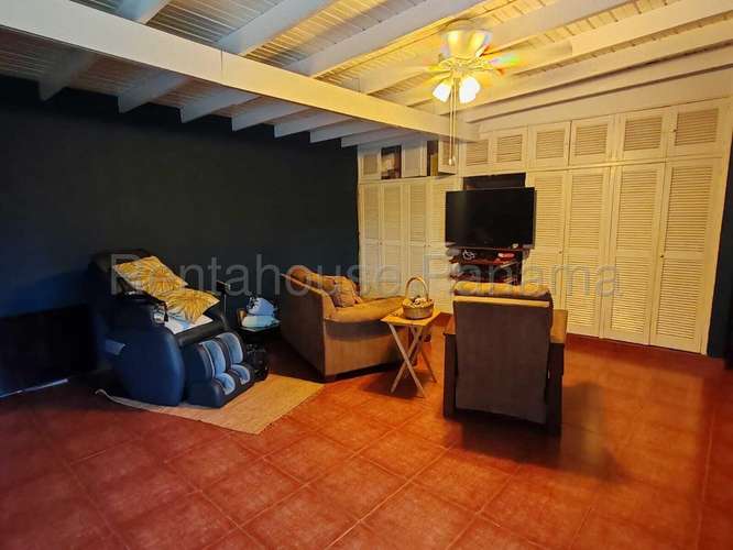 I4703GRR Venta de Casa en Las Cumbres 
