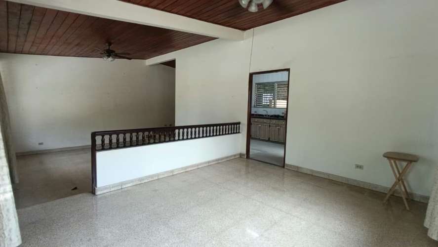 Casa residencial de dos niveles en venta – Urbanización Altos de Betania, Betania | DD - Imagen 10