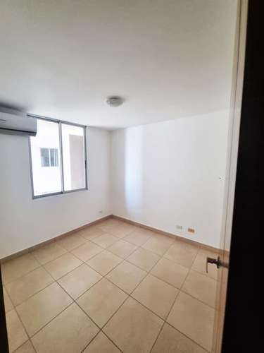 Vendo apartamento en Hato Pintado 3 recámaras, área social. - Imagen 11