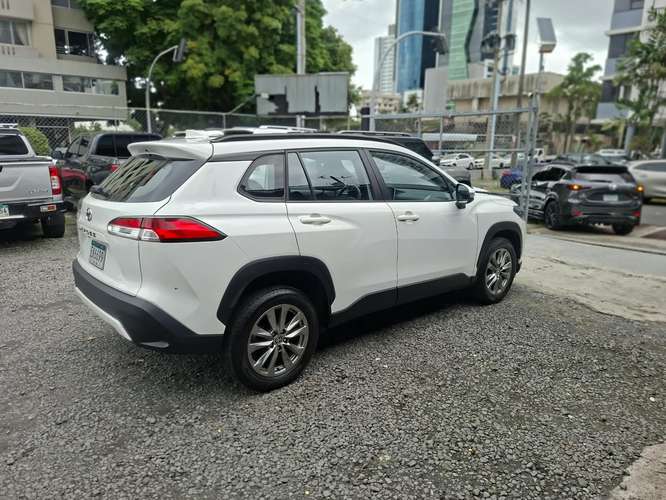 TOYOTA COROLLA CROSS 2024 - Imagen 4