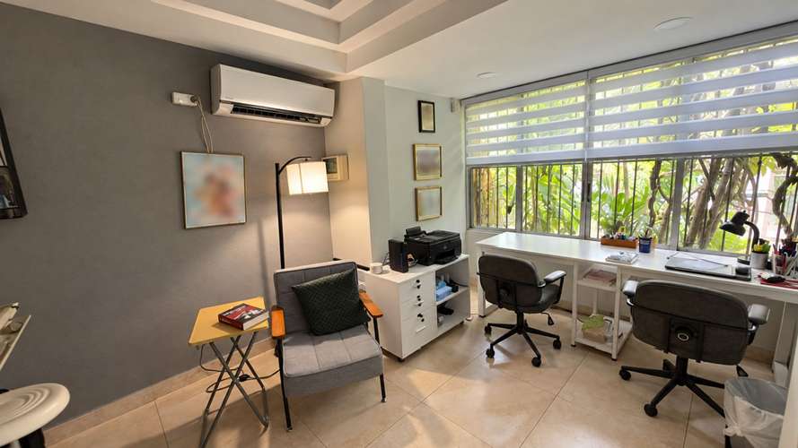 Casa en Las Cumbres | 4 recámaras, terraza-bar y jardín - Imagen 14