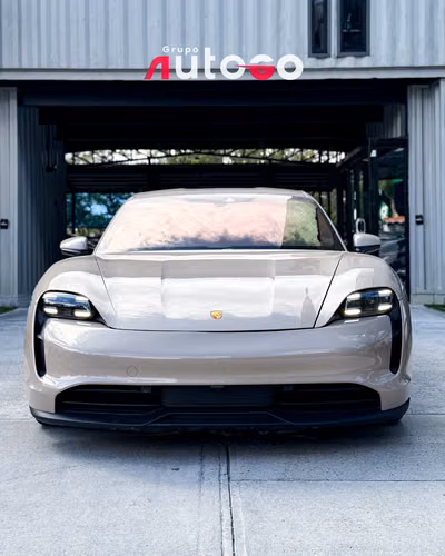 Porsche Taycan 2021 