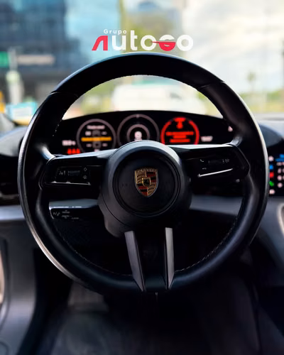 Porsche Taycan 2021 