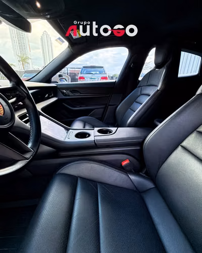 Porsche Taycan 2021 