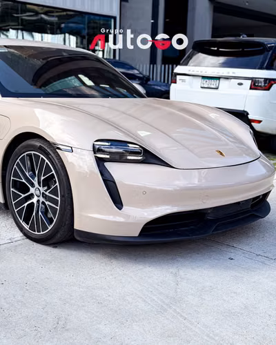 Porsche Taycan 2021 
