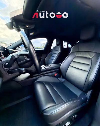 Porsche Taycan 2021 