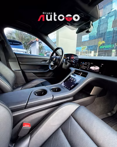 Porsche Taycan 2021 