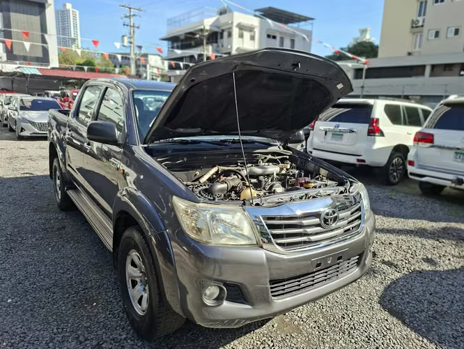 TOYOTA HILUX 2014 - Imagen 11