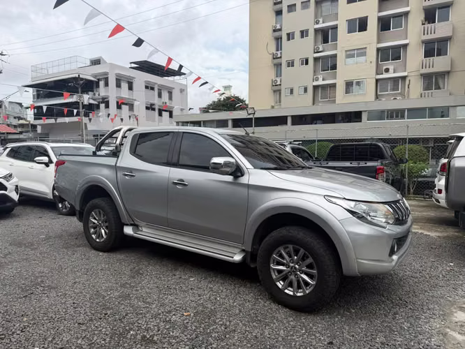 MITSUBISHI L200 SPORTERO 2019
