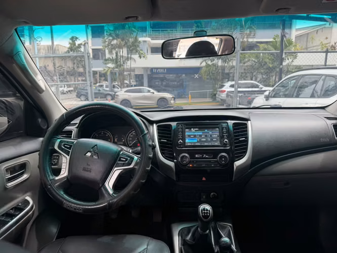 MITSUBISHI L200 SPORTERO 2019 - Imagen 6