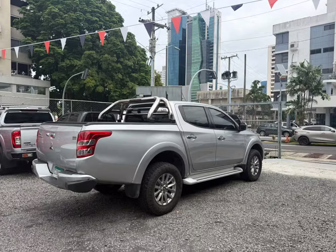 MITSUBISHI L200 SPORTERO 2019 - Imagen 4