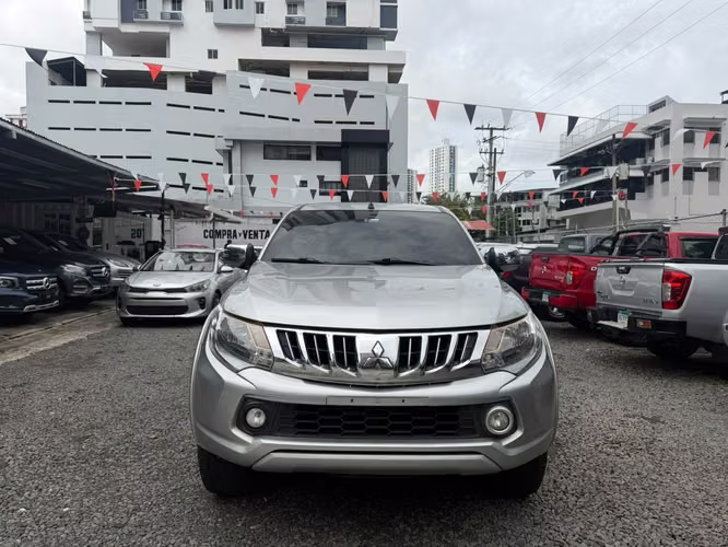 MITSUBISHI L200 SPORTERO 2019 - Imagen 2