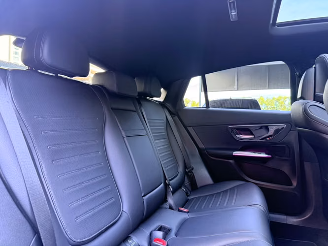 MERCEDES BENZ GLC 200 4MATIC COUPE AMG