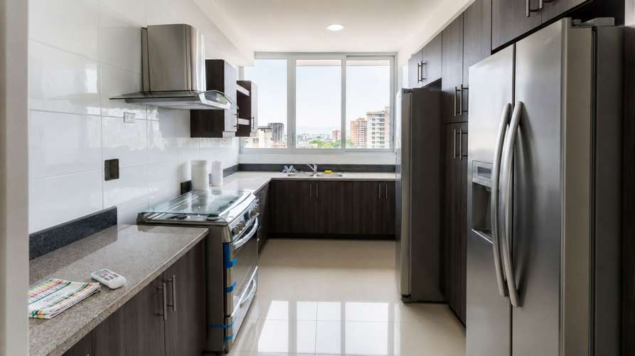 Apartamento en El Cangrejo I con amplios espacio y balcón - Imagen 5
