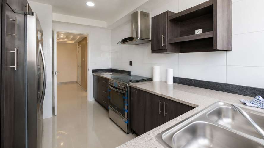 Apartamento en El Cangrejo I con amplios espacio y balcón - Imagen 4