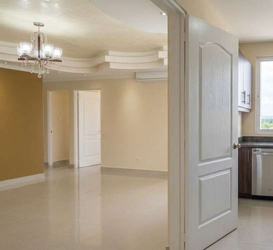 Apartamento en El Cangrejo I con amplios espacio y balcón - Imagen 8