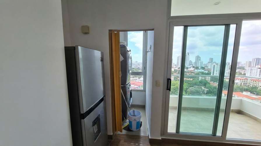 EL CARMEN I BALCON + 2 PARKING I EXCELENTE INVERSION  - Imagen 3