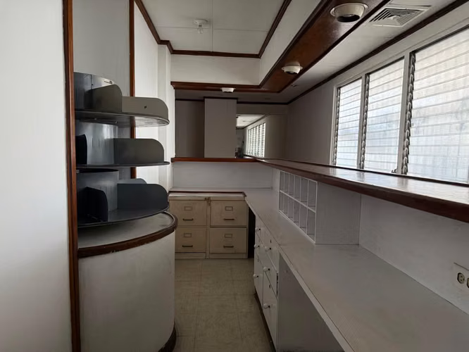 Local Versátil de 125m2 - Ideal para Clínica u Oficinas Administrativas