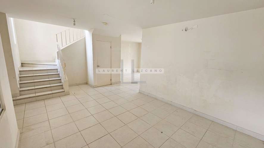 Venta de Casa con Patio en Versalles Oeste. La Chorrera. Se reciben ofertas - Imagen 4