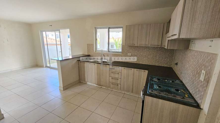 Venta de Casa con Patio en Versalles Oeste. La Chorrera. Se reciben ofertas - Imagen 5