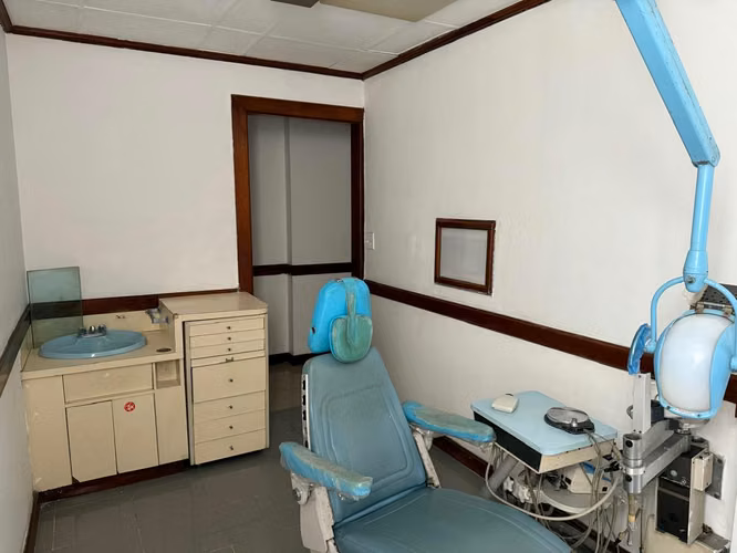 Local Comercial de 125m² en Excelente Ubicación - Ideal para Clínica u Oficinas
