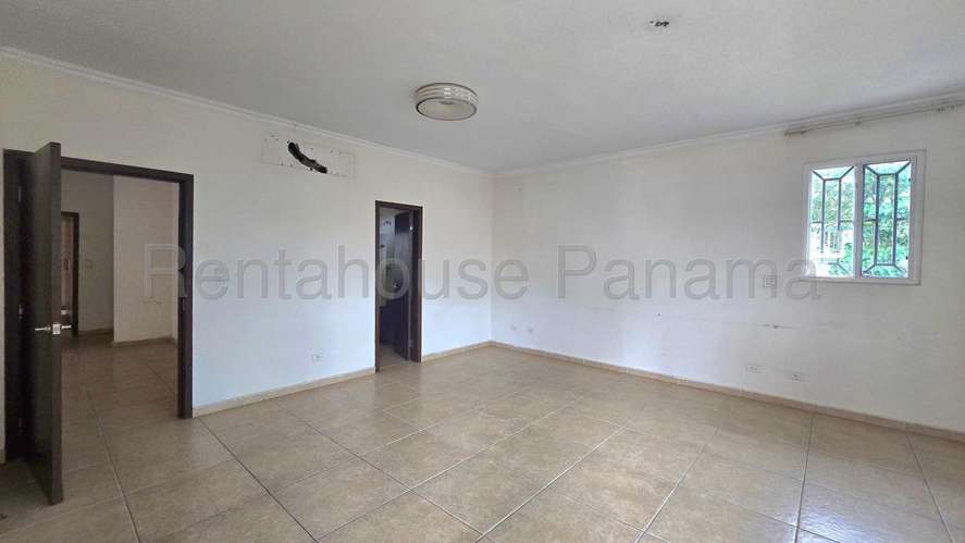 Venta de Casa en Altos de Panama DCD27-2453 - Imagen 17
