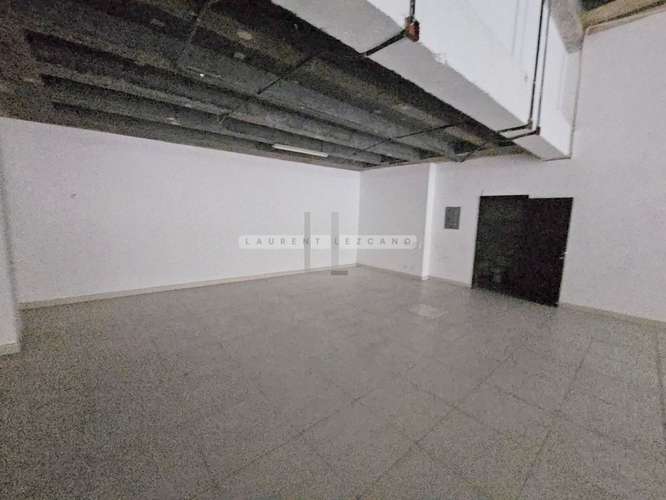 Venta de Local Comercial en Calle 50 Planta Baja. Haga una oferta
