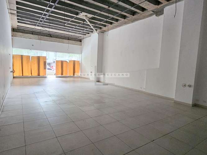 Venta de Local Comercial en Calle 50 Planta Baja. Haga una oferta