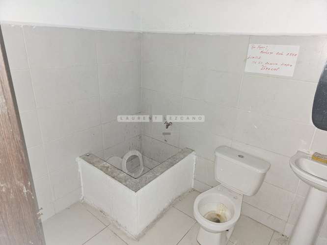 Venta de Local Comercial en Calle 50 Planta Baja. Haga una oferta