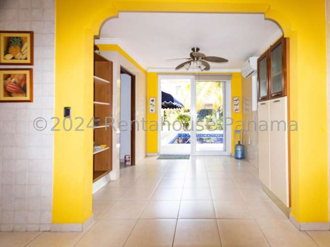 Venta de casa en Ancon AK - Imagen 5