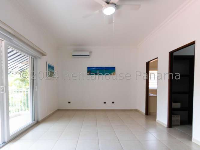 Venta de casa en Ancon AK - Imagen 12