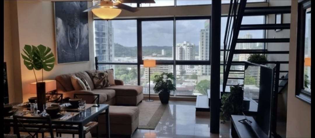 SE ALQUILA APARTAMENTO EN PH VITRO LOFT - Imagen 1