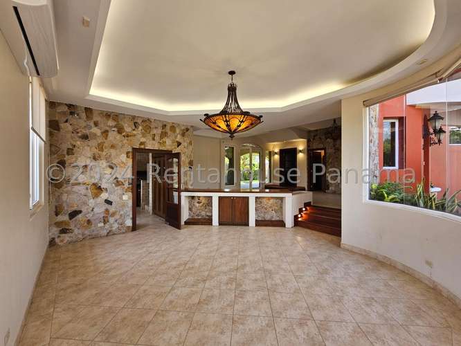 Venta de casa en Altos del Golf AK - Imagen 4