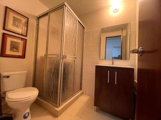Residencia amoblada con vistas al jardín en River Valley - Imagen 11
