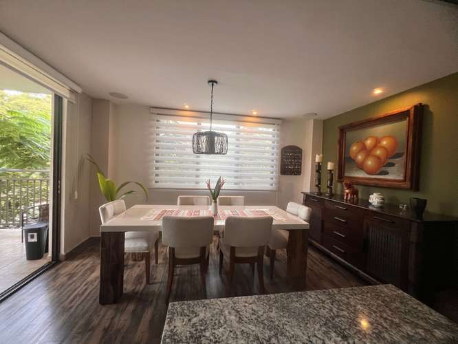Residencia amoblada con vistas al jardín en River Valley - Imagen 3