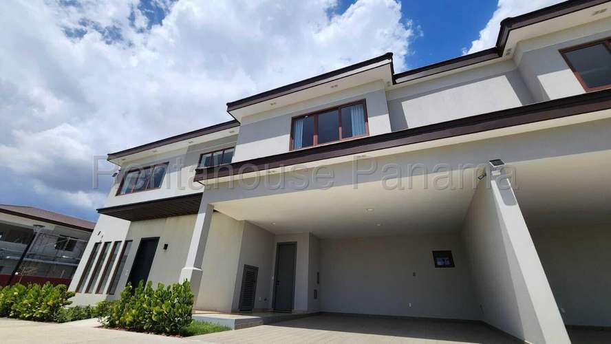 Venta de casa en Santa Maria AK - Imagen 13