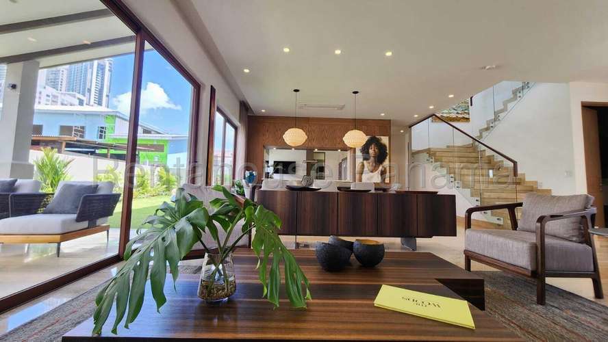 Venta de casa en Santa Maria AK - Imagen 5